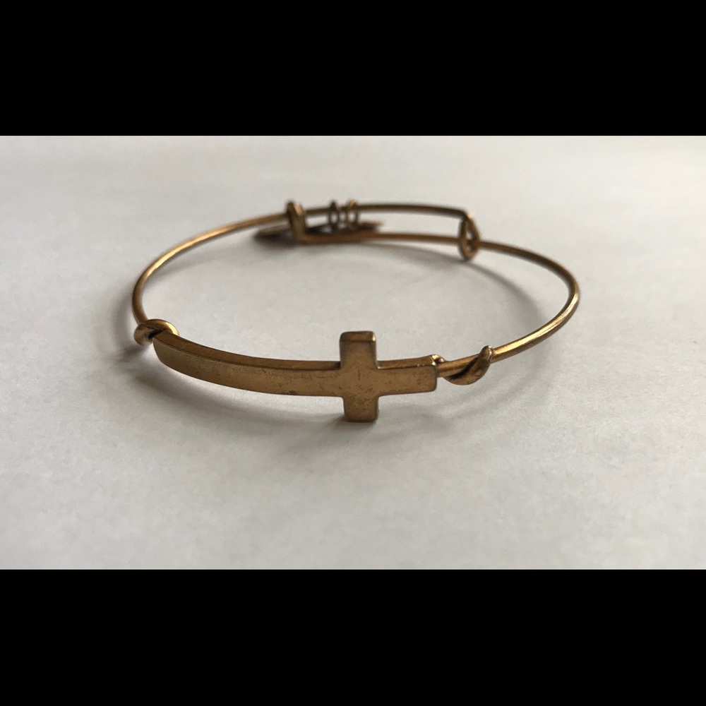 EUC Alex and Ani Cross Bracelet (gold)